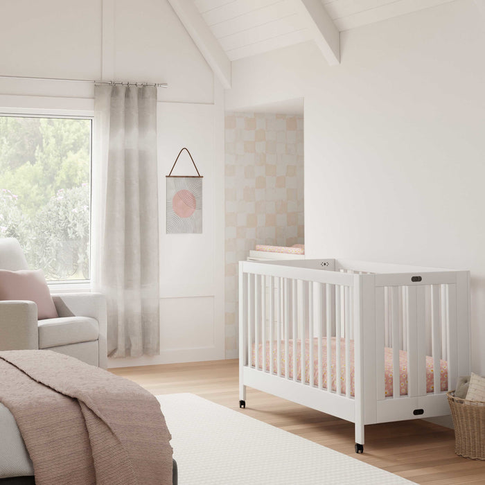 Babyletto Maki Portable Folding Crib with Toddler Bed Conversion Kit