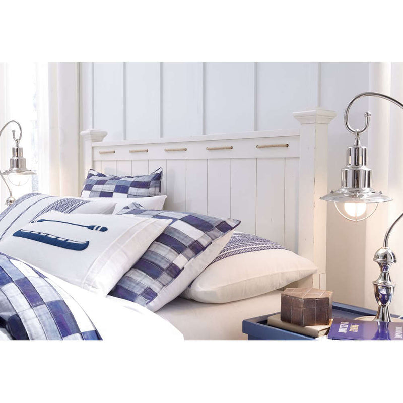 Legacy Classic Kids Lake House Low Post Queen Bed