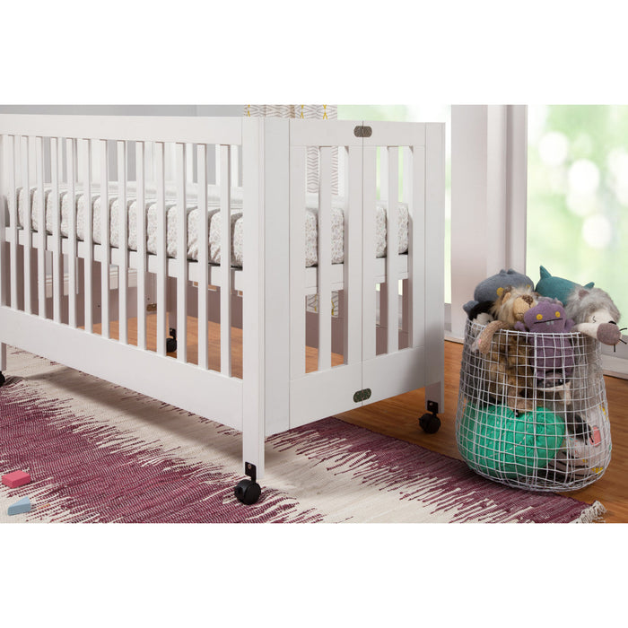 Babyletto Maki Full-Size Folding Crib with Toddler Bed Conversion Kit