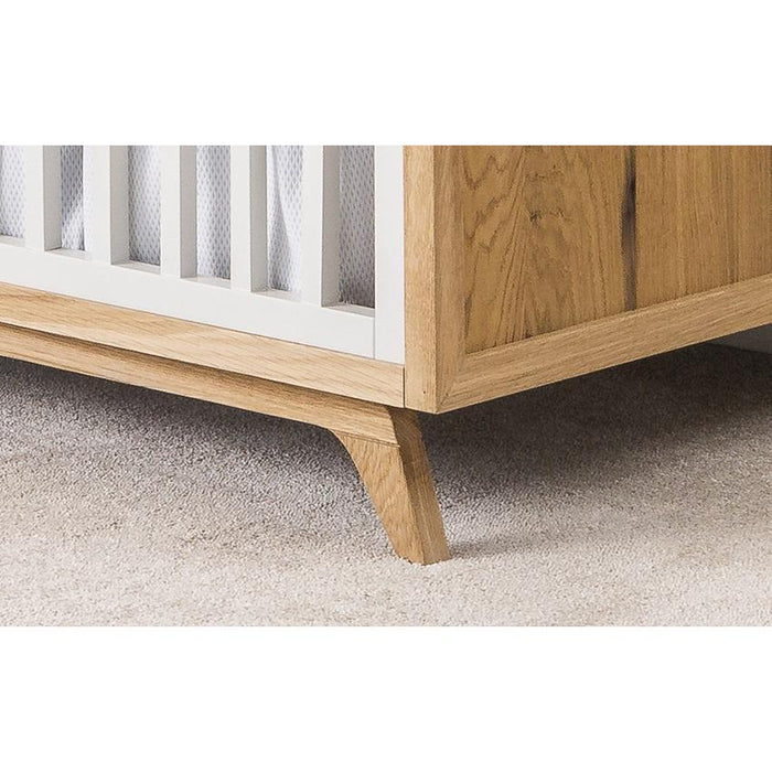 Romina Uptown Classic Crib
